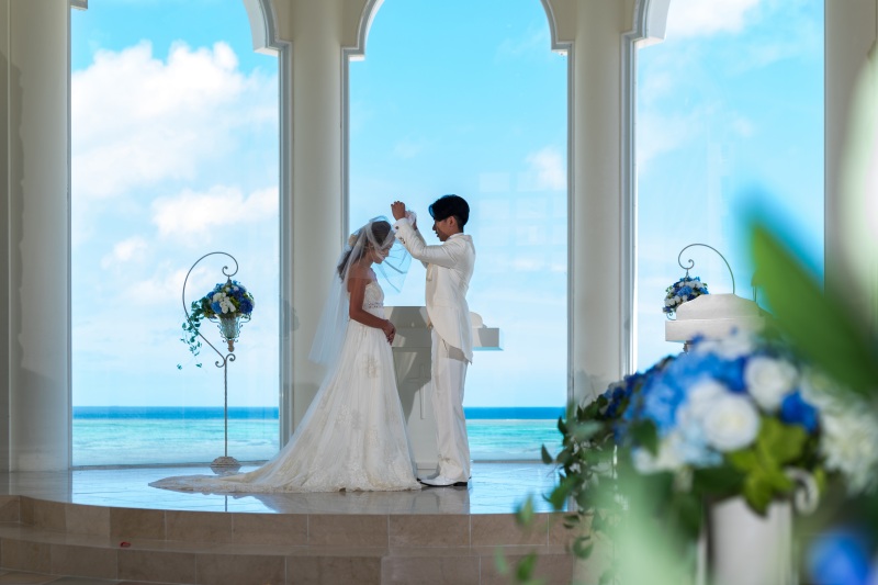 家族が見守る中