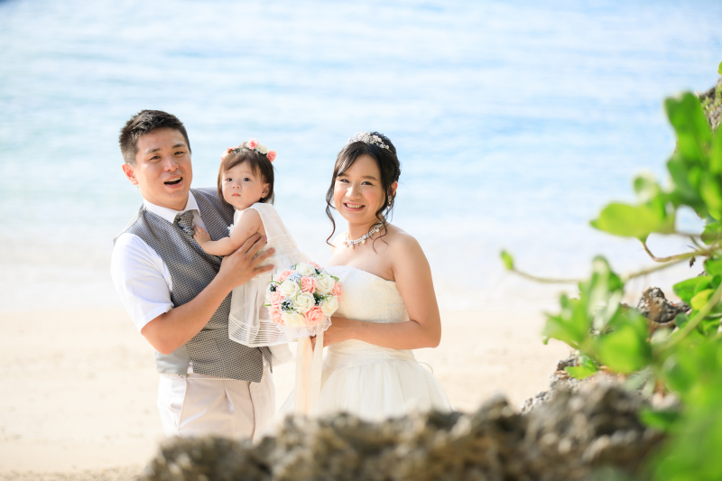 ビーチでお子様も一緒に