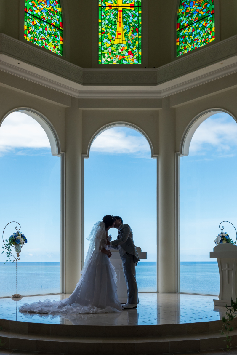 海とチャペルを満喫