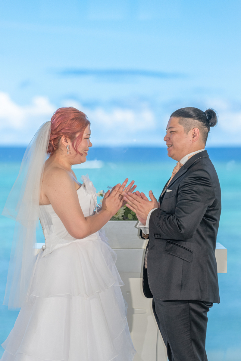 幸せの拍手だワンッ