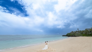 【コーディネーター撮影レポート】雨模様もステキなチャペル＆ビーチフォト