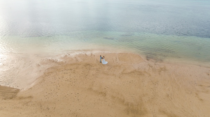 壮大なドローンショット