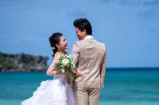 スタジオムーン　Drone & Pictures_安心のスタジオムーン　おんなそんビーチフォト　　