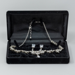 選べるアクセサリー＆ヘアオーナメント