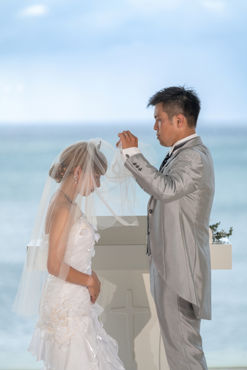 ◉安心の全衣装追加料金なし【チャペル＆ビーチ＋動画プラン】★動画撮影付★チャペルはムーンビーチorリザン★青空＆美肌補正2万円付