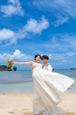 11周年＆2300組の実績のスタジオムーンで「美しい写真を永遠に、楽しいフォトウエディングをリーズナブルに」コスパ◎！