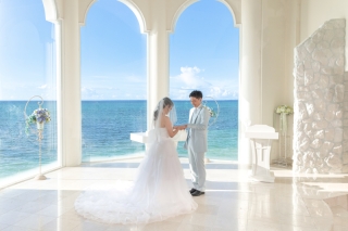 11周年&2300組の実績のスタジオムーンで結婚式のような感動的な撮影「美しい写真を永遠に、楽しいフォトウエディング」