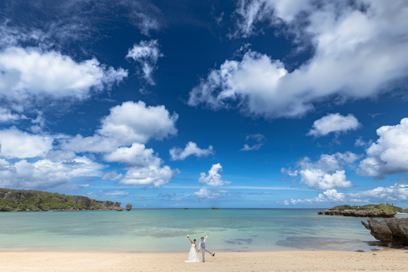 『おんなそんビーチアルバムPKG』★アルバム&メイク付ビーチフォト★安心の衣装追加料金なし!青空&美肌補正2万円分付!