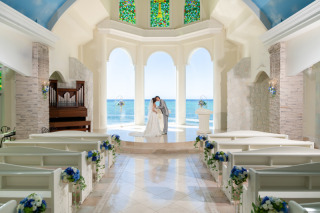 10周年&2200組の実績のスタジオムーンで結婚式のような感動的な撮影「美しい写真を永遠に、楽しいフォトウエディングを」