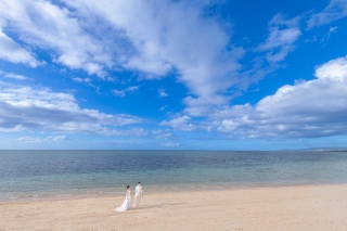 10周年＆2200組の実績のスタジオムーンで「美しい写真を永遠に、楽しいフォトウエディングをリーズナブルに」