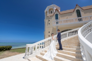 11周年＆2300組の実績のスタジオムーンで結婚式のような感動的な撮影「美しい写真を永遠に、楽しいフォトウエディング」