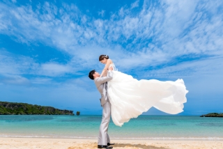 11周年＆2200組の実績のスタジオムーンで「美しい写真を永遠に、楽しいフォトウエディングをリーズナブルに」コスパ◎！