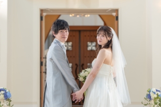 11周年＆2300組の実績のスタジオムーンで結婚式のような感動的な撮影「美しい写真を永遠に、楽しいフォトウエディング」