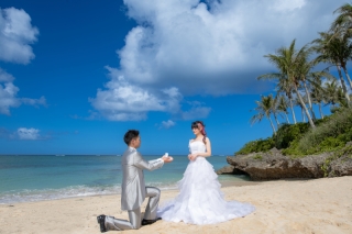 10周年＆2200組の実績のスタジオムーンで「美しい写真を永遠に、楽しいフォトウエディングをリーズナブルに」