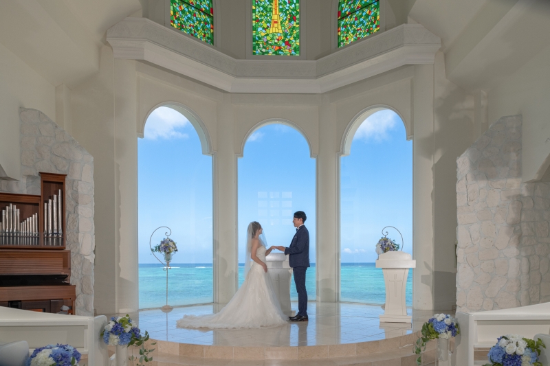 『チャペル＆ビーチアルバムPKG』★アルバム付！リザンシーパークのチャペル★安心の衣装追加料金なし！青空＆美肌補正2万円分付！