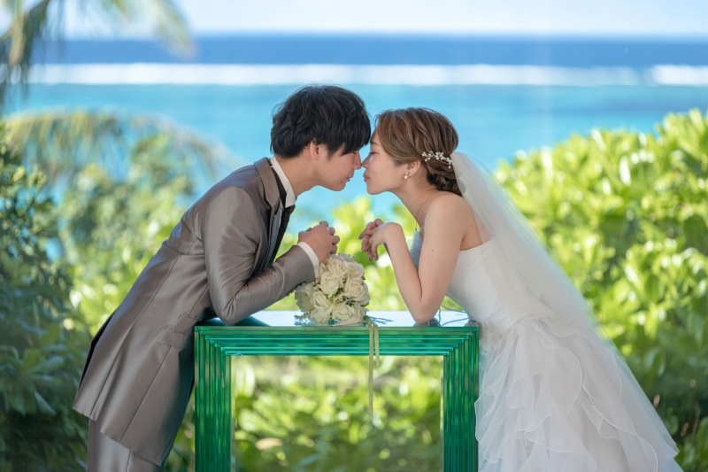 11周年記念★3月撮影★ドローン1C特典★安心の衣装追加料金なし『恩納村チャペル&ビーチプラン』青空&美肌補正2万円分付