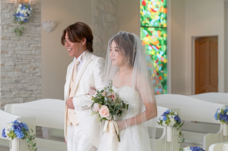 11周年記念◉8月撮影&ドローン1C特典◉安心の全衣装追加料金なし【結婚式のようなチャペル&ビーチプラン】青空&美肌補正2万円付