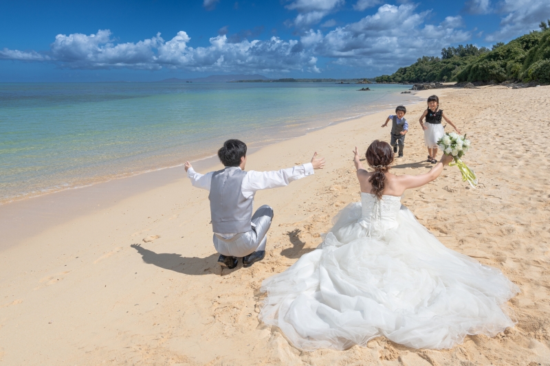 11周年記念◆安心の全衣裳追加代金なし【恩納村チャペル≪バウリニューアルプラン≫】★チャペルは２つから★青空＆美肌補正2万円分付