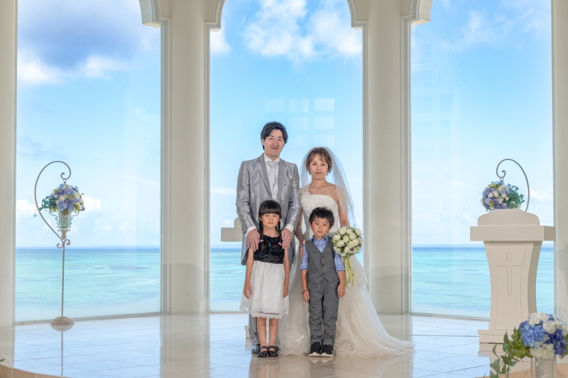 ★10周年記念『恩納村チャペル≪バウリニューアルプラン≫』★安心の衣裳追加代金なし★青空＆美肌補正2万円分付