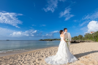 10周年＆2200組の実績のスタジオムーンで「美しい写真を永遠に、楽しいフォトウエディングをリーズナブルに」