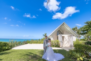 10周年＆2200組の実績のスタジオムーンで結婚式のような感動的な撮影「美しい写真を永遠に、楽しいフォトウエディングを」