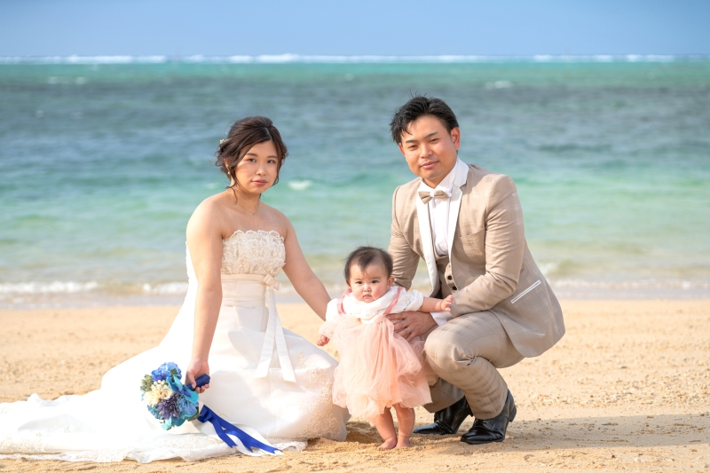 『ムーンビーチ/リザン プレミアム ファミリーPKG』★ベビーシッター付★安心の衣裳追加料金なし!青空&お顔美肌補正2万円分付!