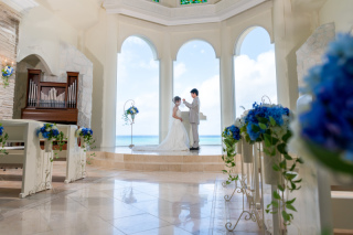 11周年＆2300組の実績のスタジオムーンで結婚式のような感動的な撮影「美しい写真を永遠に、楽しいフォトウエディングを」