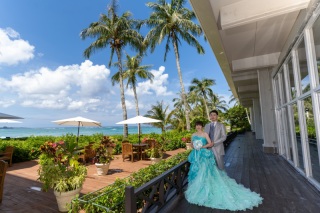 11周年＆2200組の実績のスタジオムーンで結婚式のような感動的な撮影「美しい写真を永遠に、楽しいフォトウエディングを」