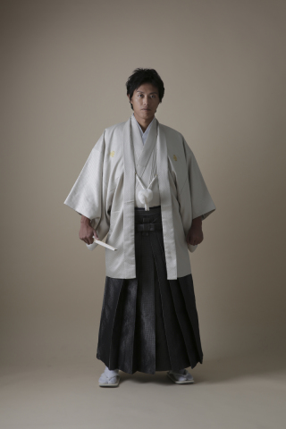 紋付袴　ベージュ