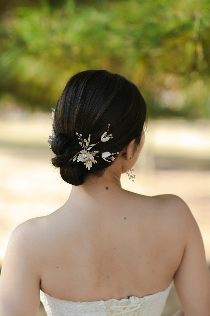 大人っぽいタイトシニヨン