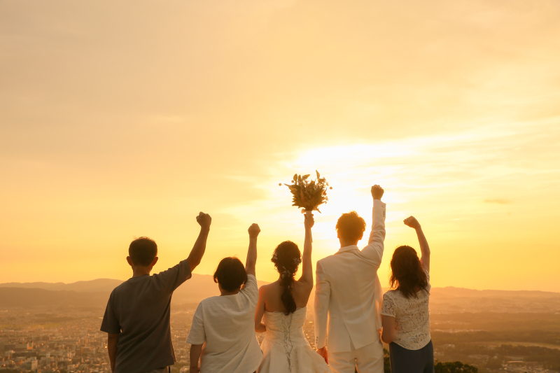 夕陽に向かって、おおおおーーーー！！！