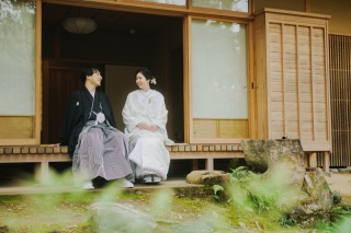 奈良の庭園で和装撮影