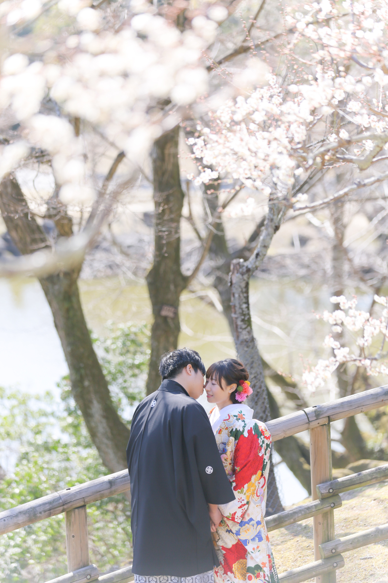 梅の下で、、、