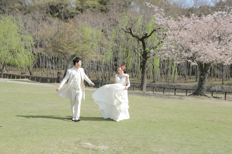 ドレス&タキシード