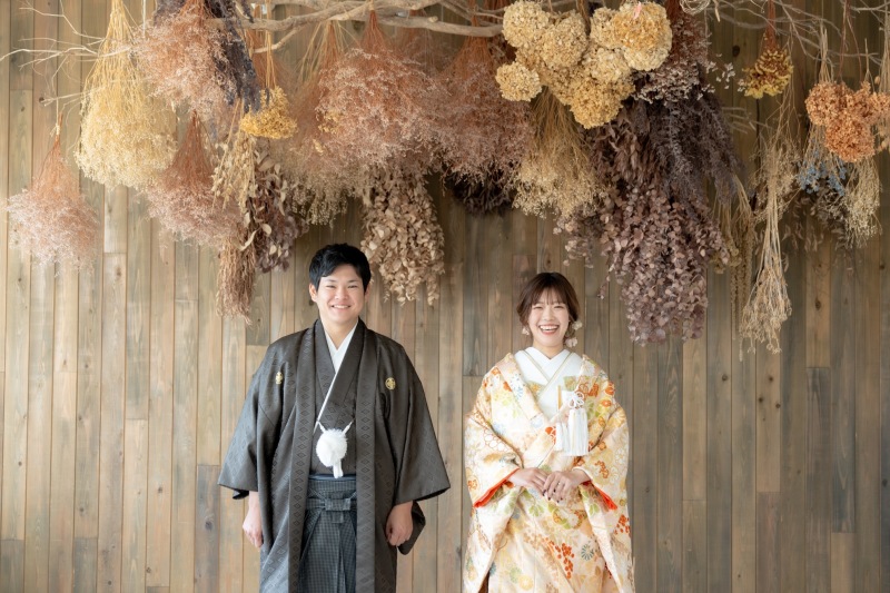 ドライフラワーのおしゃれな背景でご記念の1枚を