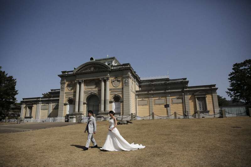 奈良公園 洋装ロケーション◇全データ200カット・スタイルアップ&美肌補正付き
