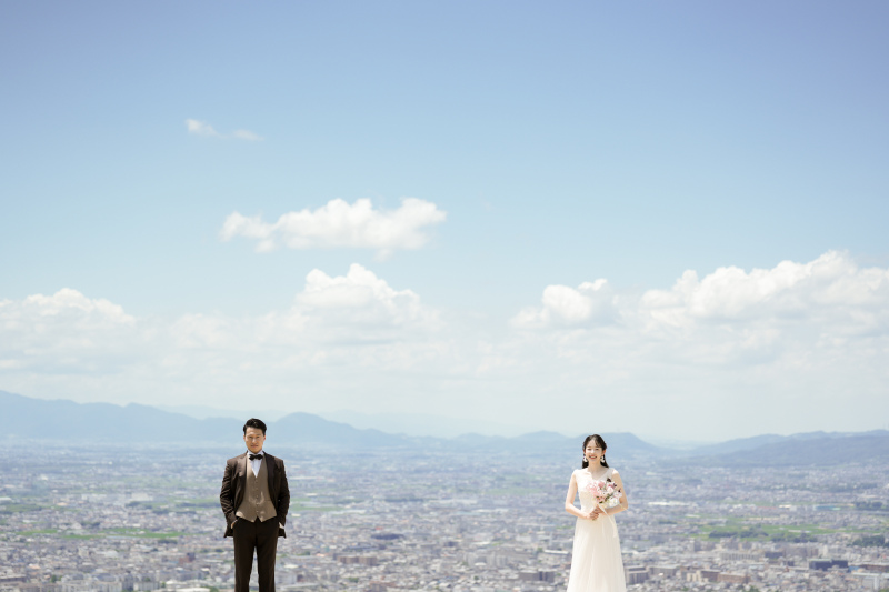 【土日祝料金オフなど選べる10大特典付き】若草山 洋装ロケーション◇全データ200カット・スタイルアップ&美肌補正付き