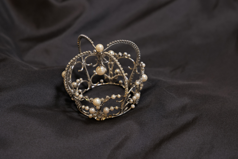 アクセサリー【H575】ティアラ(王冠) 