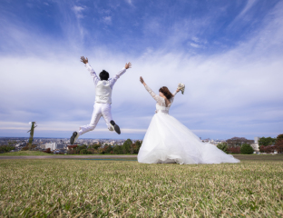 壮大な公園で！金沢を見下ろしながら
