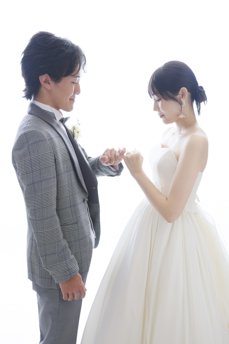 指切りの誓いを交わす優しい瞬間