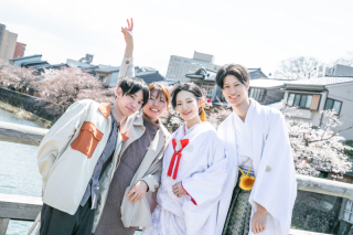 春の和装フォト♥桜舞う金沢主計町茶屋街☀