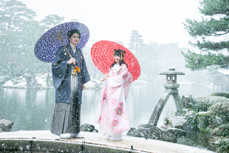 定番スポットも雪景色に