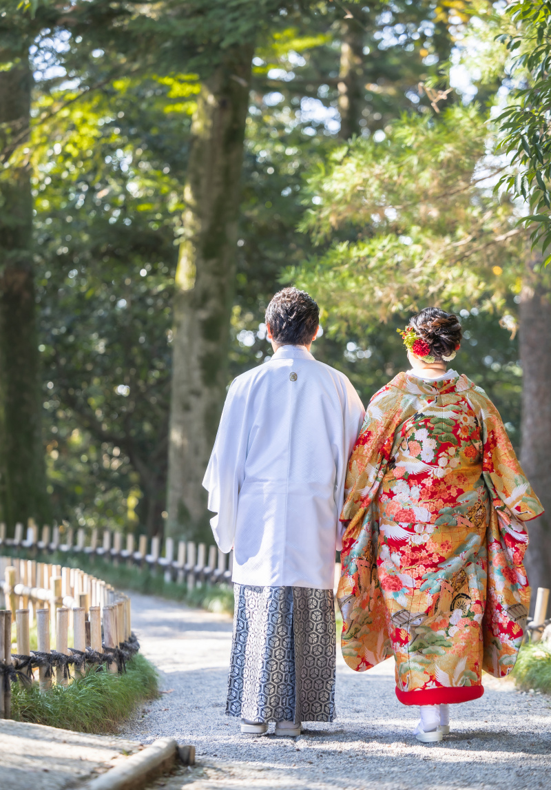 石畳に響く歩みの音