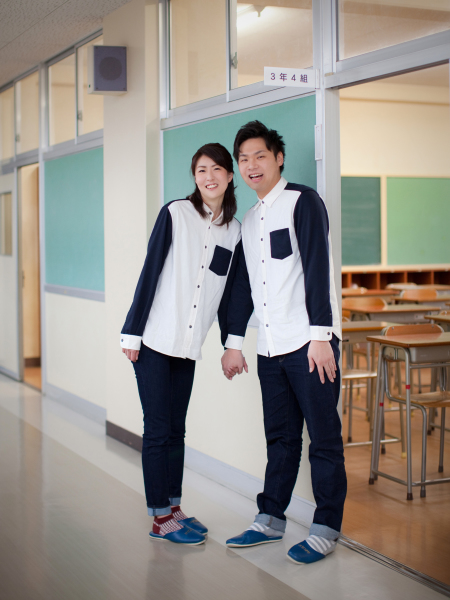 ふたりが出会った母校にて