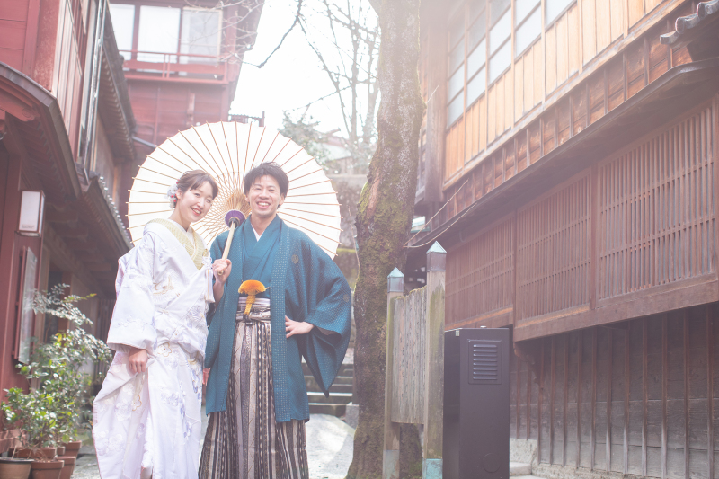 暗がり坂の前で