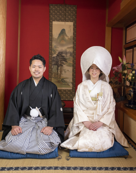 ご自宅の和室にて