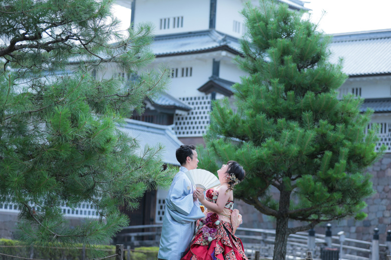 扇子を持って♥