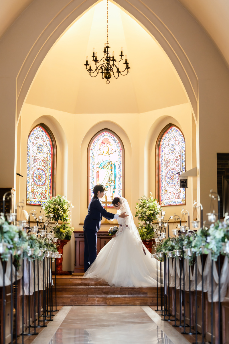 チャペル貸し切り撮影で、お2人の望むカットを！