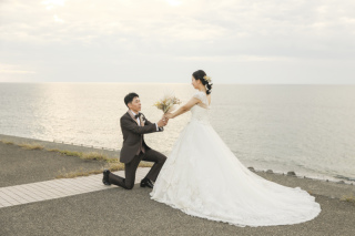 海辺でプロポーズショット☆