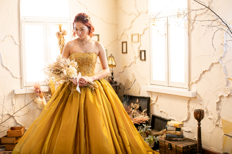 【ソロウェディング】洋装ドレス1点ヘアメイク着付付プラン